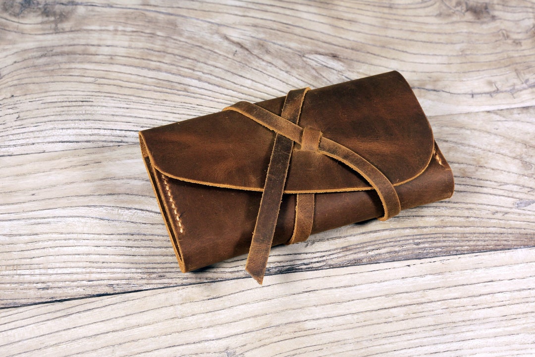 saga of survival tobacco pouch Erik Stokkebye 4th Generation Rollup Tobacco Pouch Cloth/Leather Fire Mountain Adventure | Saga
