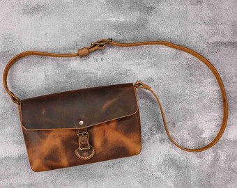 Rustic Genuine Leather Mens Stachel Bag , Small Minimal
