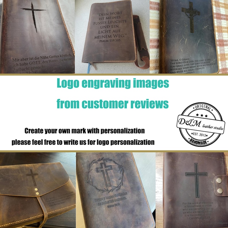 Op de afbeelding: Een collectie bruinlederen dagboeken en tassen met op maat gemaakte lasergegraveerde kruisontwerpen en religieuze teksten. De items tonen zichtbare stiksels, metalen drukknoopsluitingen en diverse in reli&euml;f aangebrachte inscripties op het leer.