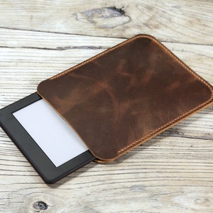 Personalized leather sleeve pouch for Kobo Sage Forma Clara HD 2E , vintage leather kobo Nia Libra case X06-L05KBSV