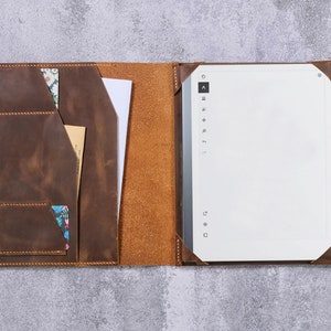 Étui folio en cuir personnalisé avec porte-stylo pour ReMarkable 2 N03-LRMB05U