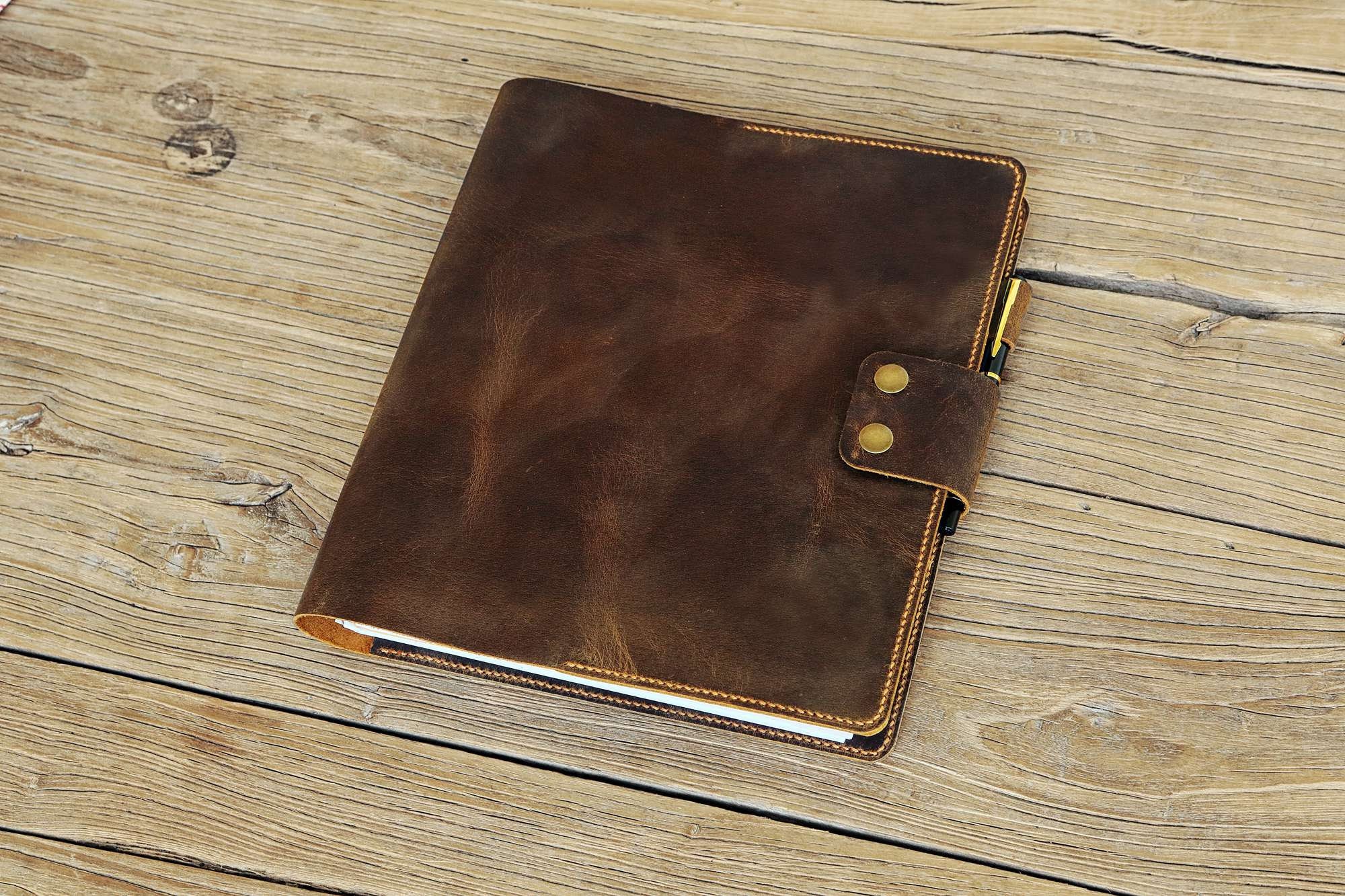 5つ星スパイラルノート用ラスティックレザーカバーケース、8.5 x 11