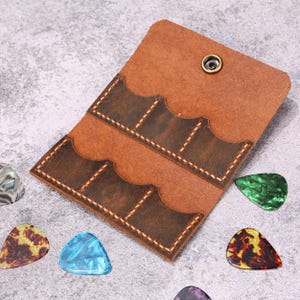 Musician Gifts Leather Guitar Pick Holder Case, Custom Guitar Picks Holder Keychain GPC05DL