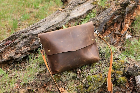 Personalized Leather Casual Designer Crossbody Bag for Men Vintage Leather Minimalist Stylish Crossbody Side Messenger Bag Z07 LCB05S Etsy UK