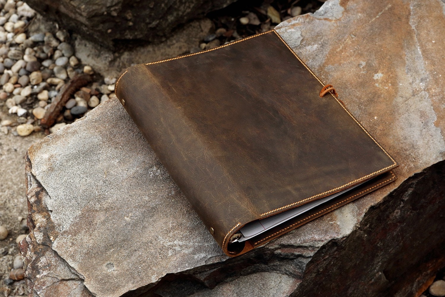 Leather Presentation Binder 1 1/4- with Window