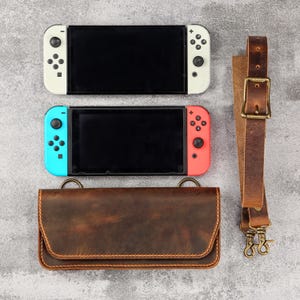 Custodia in pelle marrone vintage per Nintendo Switch, Switch OLED, regalo per gli amanti di Nintendo, custodia Switch incisa U03-LSWC