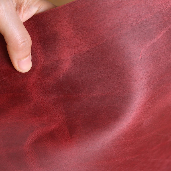 Vintage rustic burgundy oil tanned leather sheets scrap , full grain distressed red leather pieces 1.0 - 2.0mm / 3 - 5 Oz Z05-LSP14S