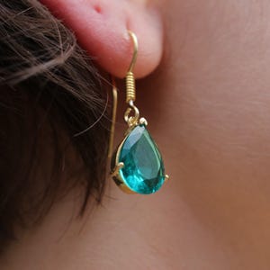 Dainty Pear Emerald Necklace Earrings Jewelry, Emerald Earrings Jewelry, Gift For Her, May Birthstone, Green Art Deco Stud Earrings