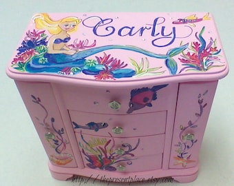 Joyero rosa personalizado con sirenas