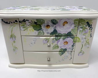 personalized musical jewelry box with a ballerina with purple and lavender roses