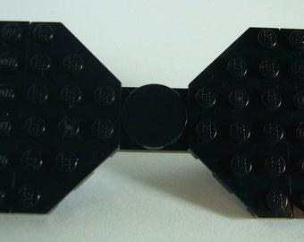 Brick Magnetic Bow Tie by Abbie Dabbles made from toy bricks