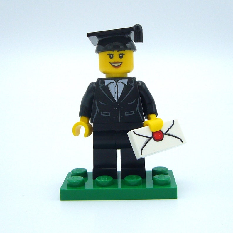 Custom Graduate Minifigure 2021 2022 by AbbieDabbles made from toy bricks image 2