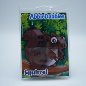Brown Squirrel Building Kit by Abbie Dabbles made from toy bricks image 2