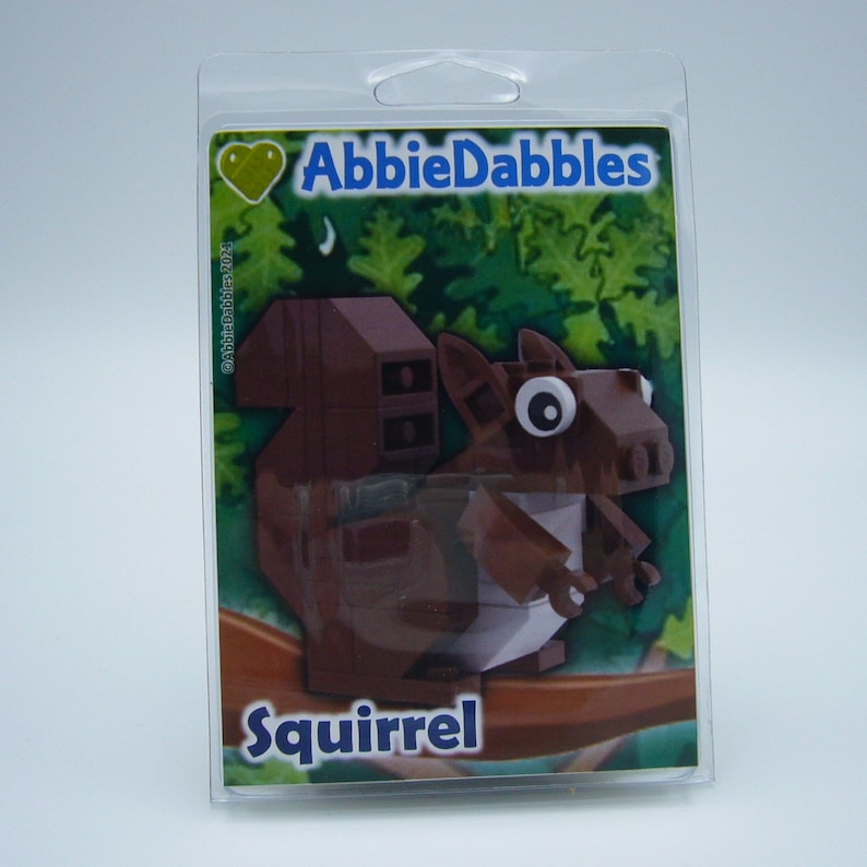 Brown Squirrel Building Kit by Abbie Dabbles made from toy bricks image 2