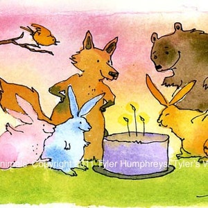 Puede incluir: Una pintura de acuarela de una fiesta de cumplea&ntilde;os para un grupo de animales. Un zorro, un oso, una ardilla y dos conejos est&aacute;n reunidos alrededor de un pastel morado con tres velas encendidas. Los animales est&aacute;n todos sonriendo y parecen estar celebrando.