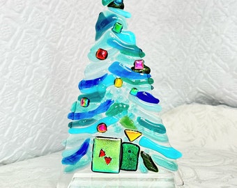 Dichroic Fused Glass Aqua Blue Green Turquoise Christmas Tree With Presents Holiday Decor Art Glass Decoration Farmhouse Beach