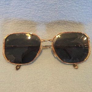 Berdel Sunglasses - Etsy display picture 2