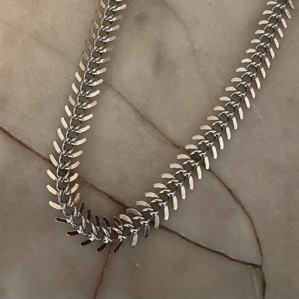 Antiqued Silver Fishbone Necklace