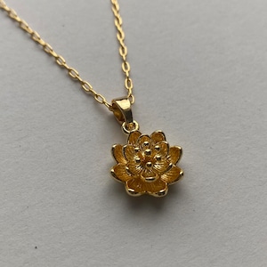 Gold 3D Lotus Blume Halskette