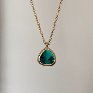 Gold Emerald Green Jewel Necklace