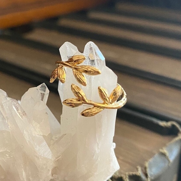 Gold Leafy Branch Ring