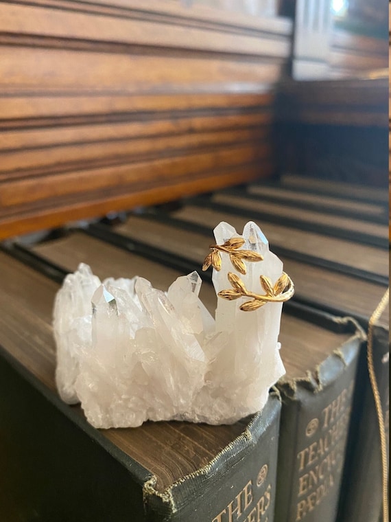 Gold Leafy Branch Ring