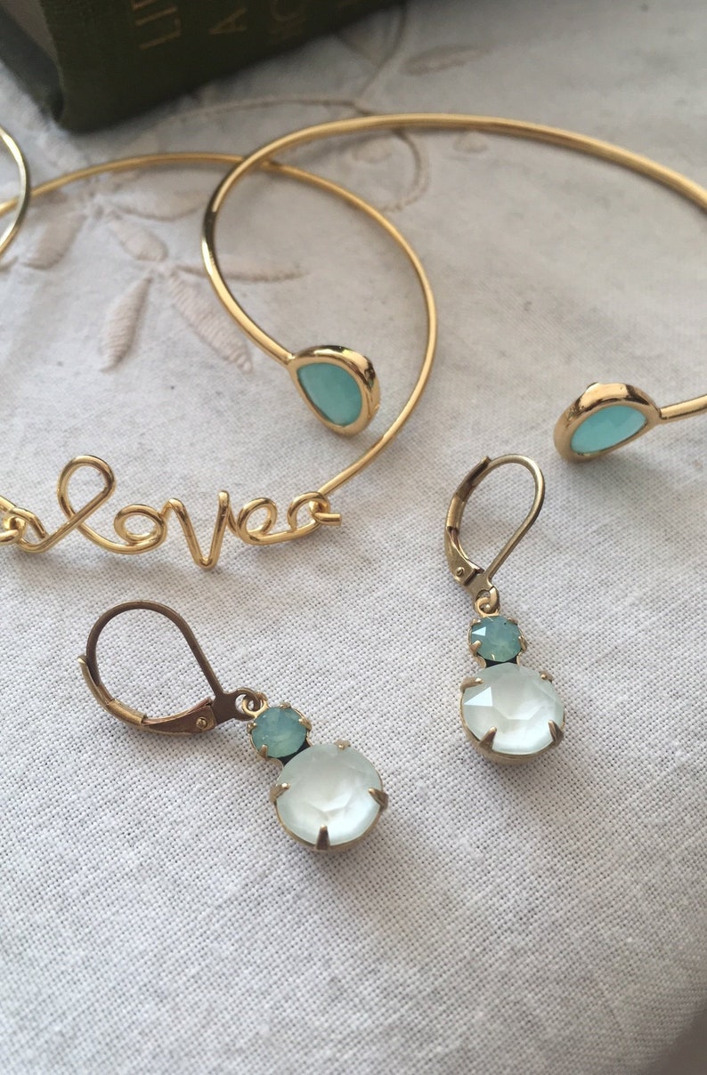 Teal Green Jewel Earrings Lever-back Ear Wires