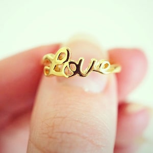 LOVE Ring