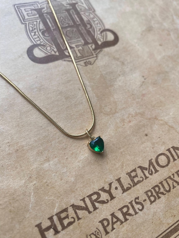 Collier coeur vert émeraude France