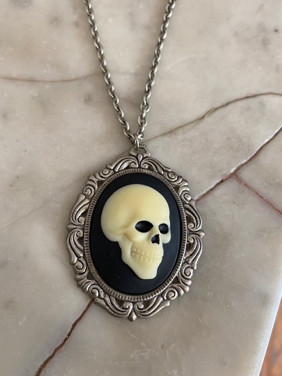Mr Bones Skull Head Cameo Long Chain Pendant
