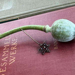 Antique Garnet Bohemian Star Stick Pin Brooch – Lapel Tie hat pin– Victorian