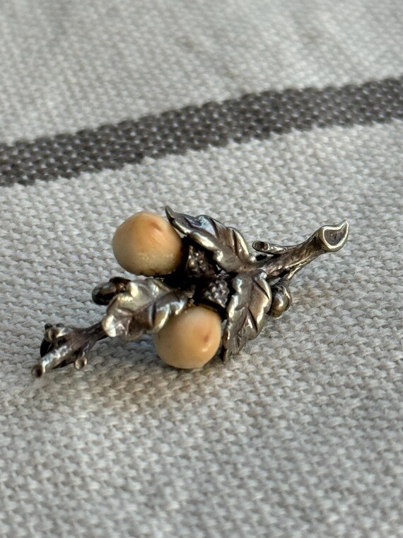 Antique 19th Century Silver Hunting Brooch with Real Wild Boar Tusks – Rare European Collector’s Piece, Oak Leaves & Acorn Design View 3