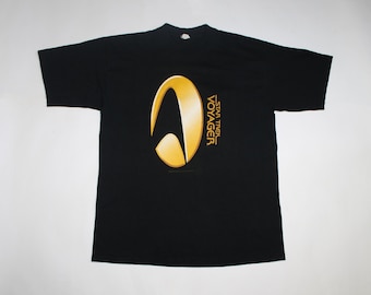 Vintage Star Trek Voyager T‑Shirt • 1988 Paramount Licensed • Size XL • 100% Cotton • Front Print Only