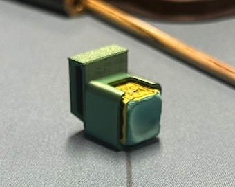 Magnetic Pool Chalk Holder Clip - Detachable Chalk Holder For Belt, Pocket or Waistband - Pool, Snooker & Billiards Accessory
