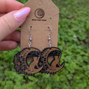 Moonlight Familiar - Cat & Crescent Moon/Floral Earrings in Black