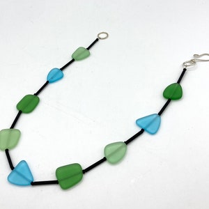 Recycled glass necklace