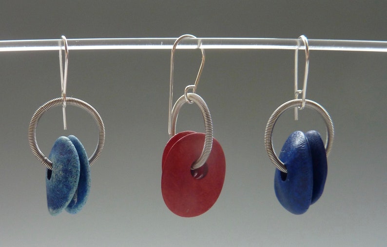 Ceramic earrings with piano wire available in 2 colours image 1