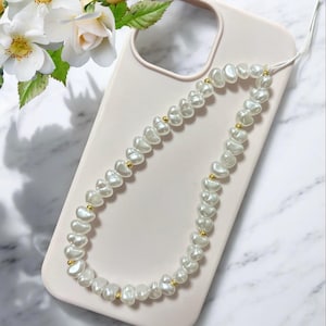 Pearl phone strap Personalized Phone Charm Bead phone strap Custom Phone Strap Beaded Phone Strap Pearl phone charm phone wrist strap chain