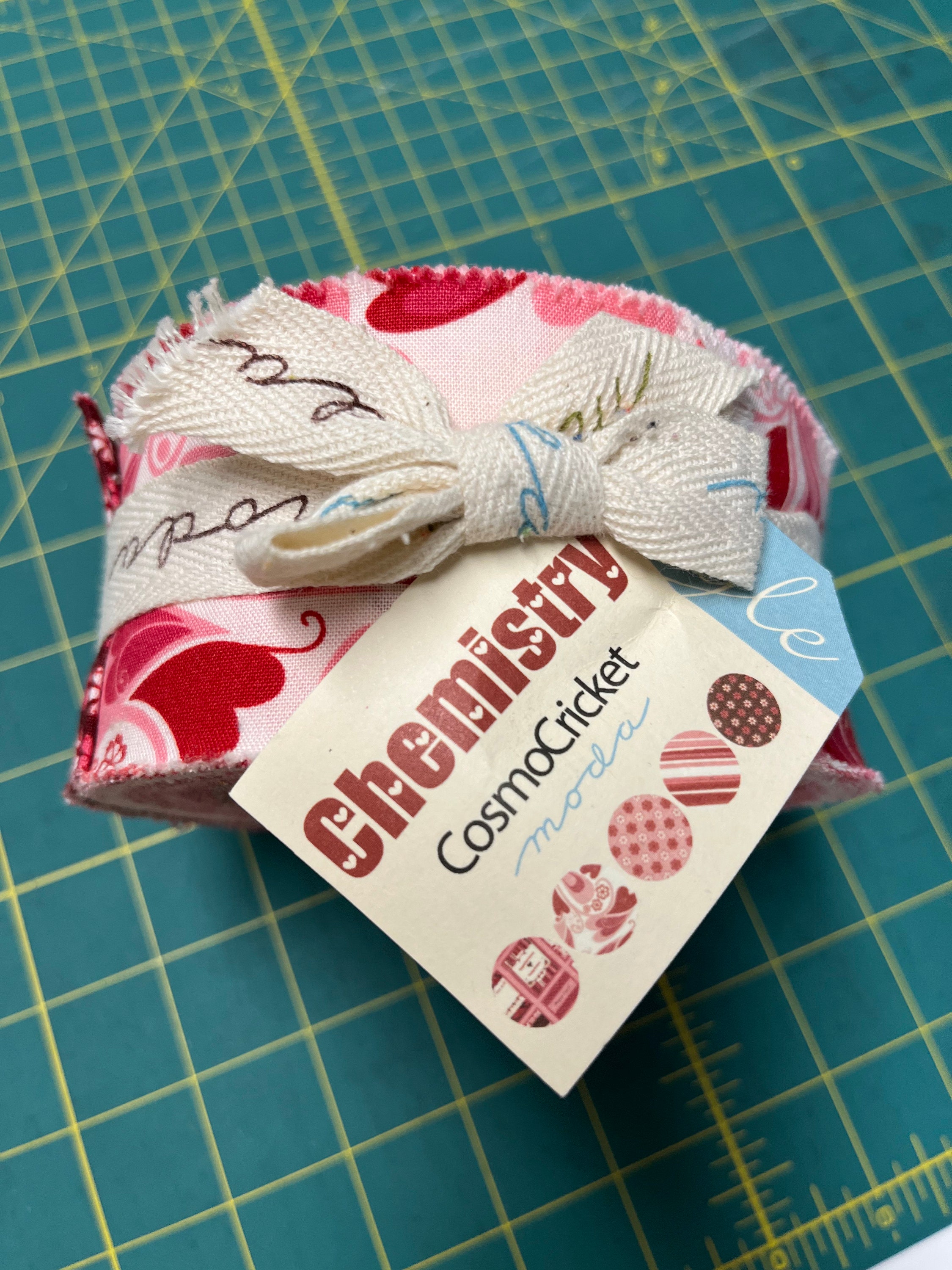 MON BEAU JARDIN 2.5 jelly roll rolie polie by Nadra Ridgeway Penny Rose ...