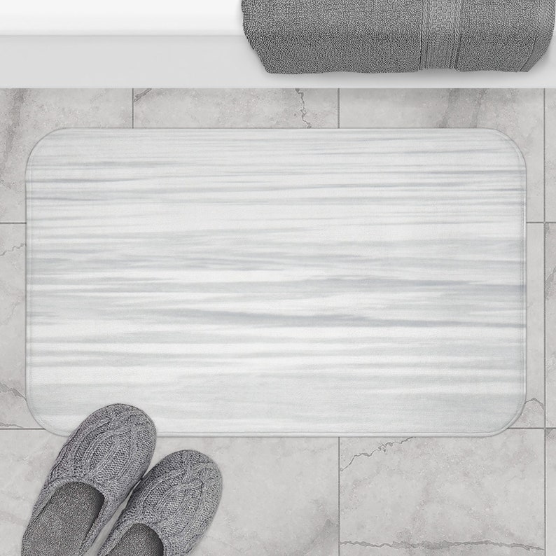 Bath Mat, White Gray Bath Mat, Minimalist Bathroom Decor, Memory Foam Fleece Top Bathroom Mat image 2