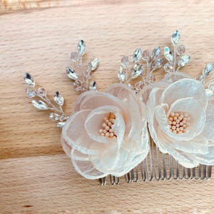Floral Bridal Hair Comb – Organza Flower, Crystal Rhinestone, Silver/Gold, Wedding Hair Accessory, Elegant Bride Headpiece, Ivory Champagne