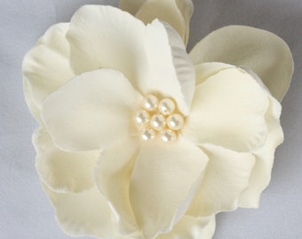 Gardenia Hair Comb wedding headPiece  Fascinator-ivory cream Swarovski Pearls Clip