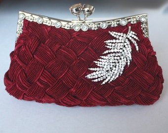 Burgundy Bridal Clutch with brooch. Wedding clutch. Holiday gift for her. Ready to ship.