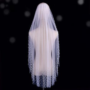 Pearl Edged Fingertip Veil | White, Ivory Tulle Wedding Veil with Scattered Pearls Trim | Short Bridal Veil on  Comb | Hip length
