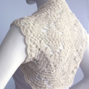 Gorgeous Bridal Silk / Cashmere Shrug handknit /crochet wedding bolero Ivory Cream size M , featured On Offbeat Bride image 2