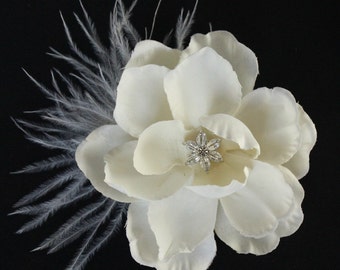 Bridal Hair flower - Ivory Gardenia clip wedding headPiece Fascinator - creme cream Rhinestone hair comb