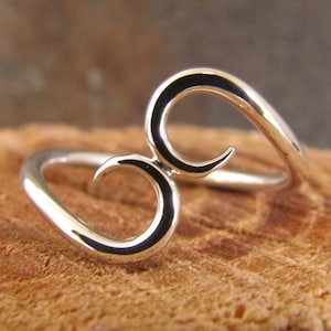 Curvy Silver Ring