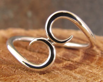 Curvy Silver Ring