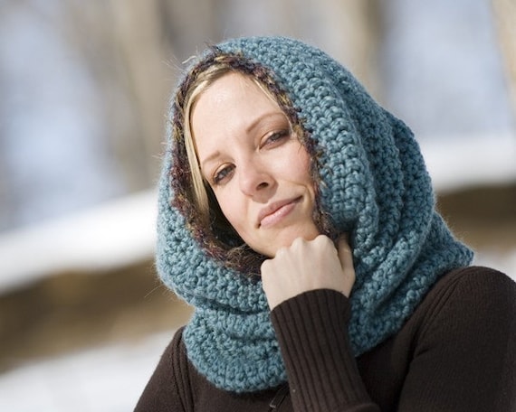 Amazing Cozy Cowl Hood & Wrist Warmer Hooded Cowl and Wrist Warmers - Etsy main image 2