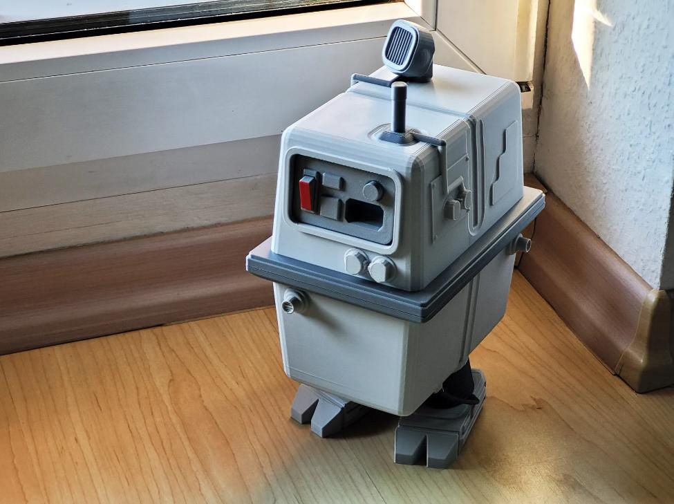 GONK Buddy Trash Can – Your Loyal Galactic Garbage Collector
